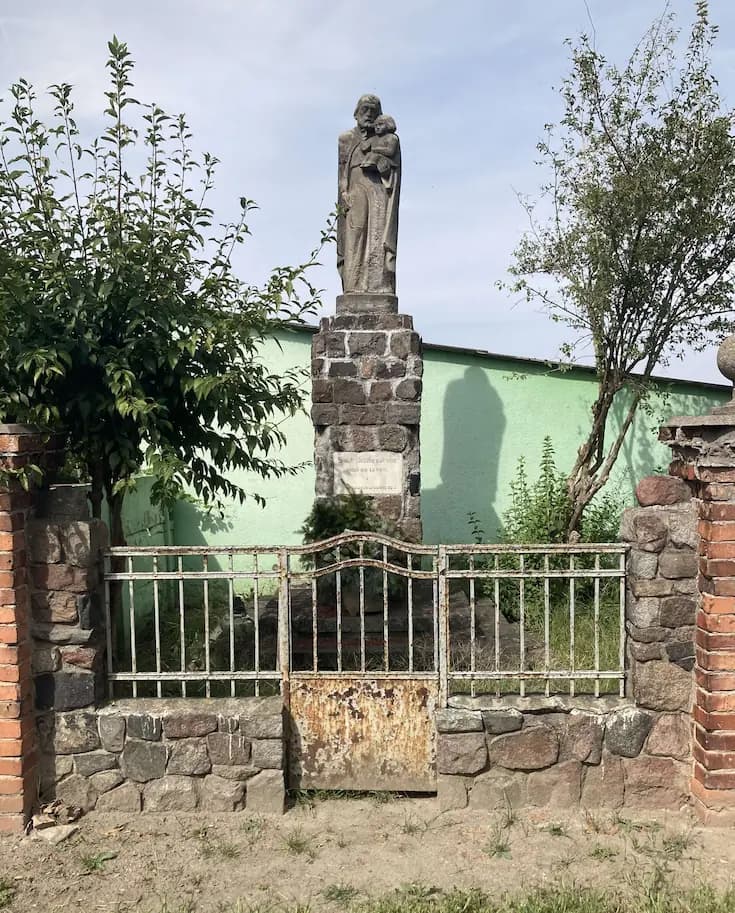 Kapliczka św. Józefa na Pokrzywnie