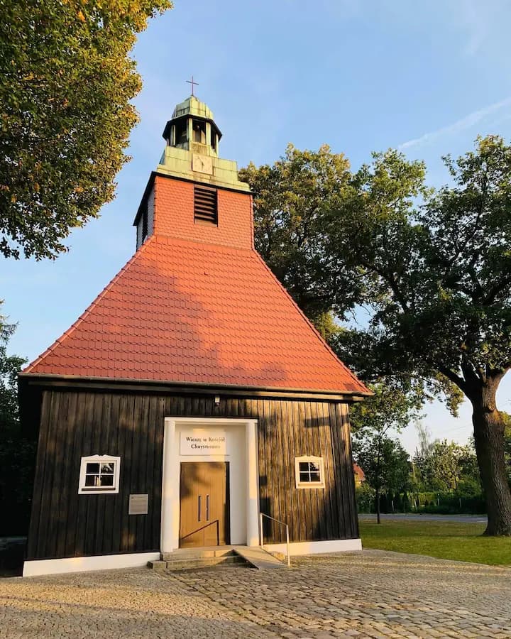 Kościół Matki Boskiej Królowej Korony Polskiej w Poznaniu